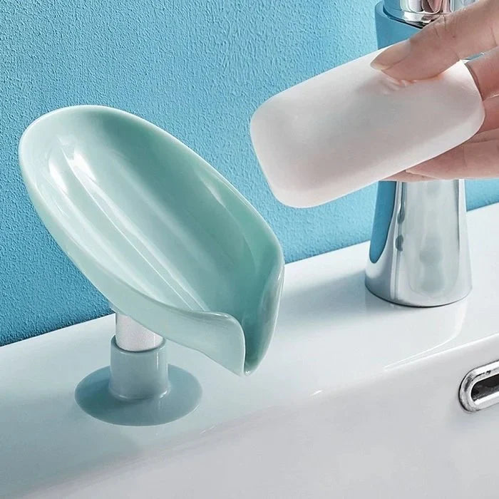 Leaf-Shaped Self-Draining Soap Holder | Stylish Waterfall Design with Suction Base for Bathroom & Kitchen | Random Colors
